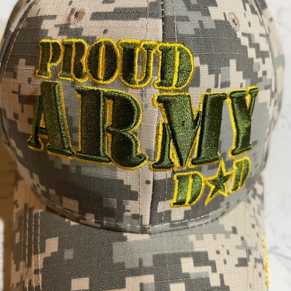 Proud Army Dad Cap Green Camo - Picture 2 of 5